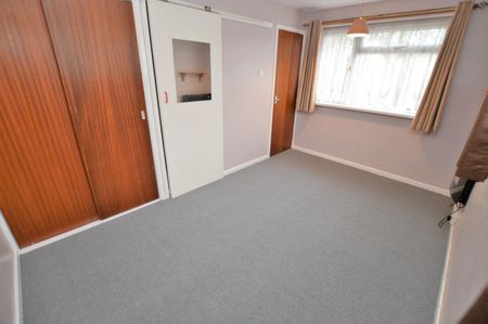 1 bedroom House To Let - Photo 2