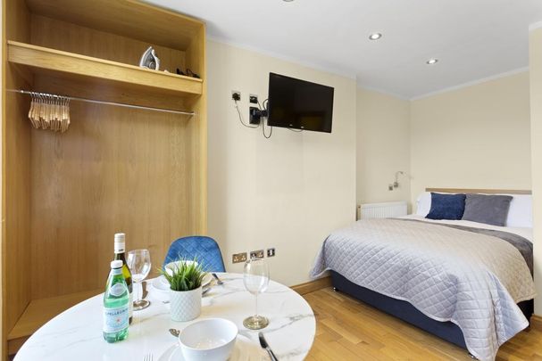 Studio to rent - Photo 1