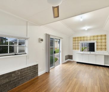 Charming Recently Updated Mona Vale Cottage - Photo 6