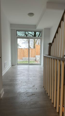 For Lease - 17 Carl Hill Lane, Richmond Hill, Ontario - Photo 2