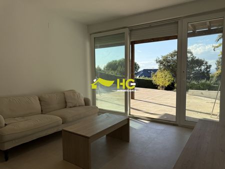 Alquiler Apartamento en Urbanización - El Bosque, Villaviciosa De Odón - Photo 2