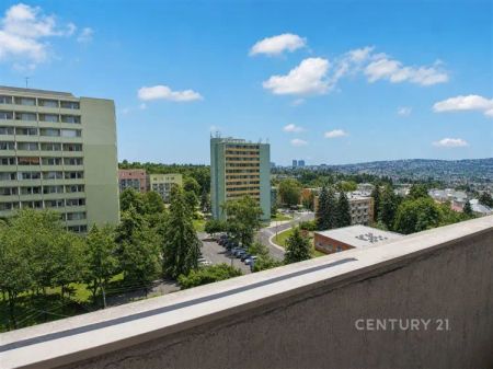 Pronájem útulného bytu 1+KK s balkonem v Žabovřeskách - Fotografie 3