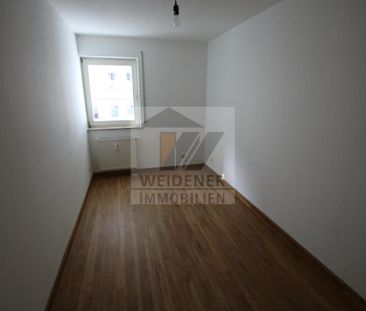 Wohnfreundliche 3-Raum-Wohnung mit Balkon und Tiefgaragenstellplatz! - Foto 1