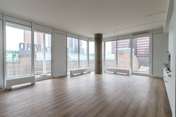 Te huur: Van Oldenbarneveltplaats 18 E - Photo 1