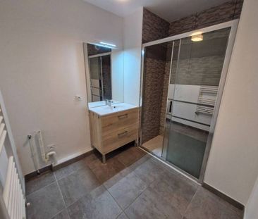 Location Appartement 3 pièces 68m² BOURGOIN JALLIEU 38300 - Photo 6