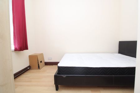 Treharris St, Roath, Cardiff - Photo 4