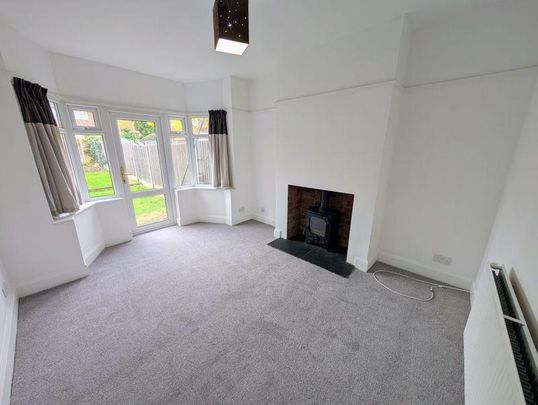 3 bedroom semi-detached house to rent - Photo 1
