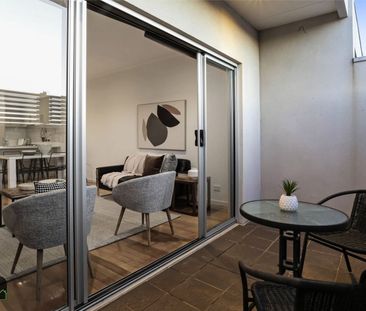 Sitting pretty in Pascoe Vale, 3,2,2 - Photo 4