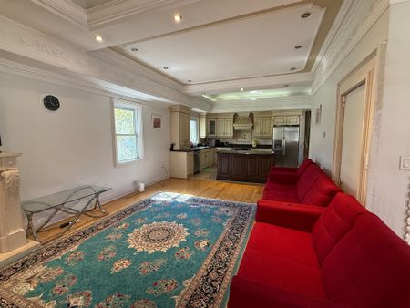 For Lease - 18 Irwin Avenue Unit# Main, Aurora, Ontario - Photo 2