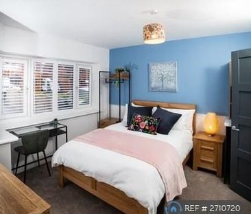 1 bedroom in a house share to rent - Photo 6