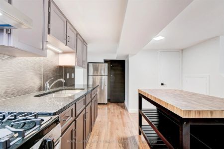 379 Parkside Drive #Lower - Photo 3