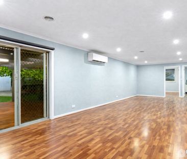 Prime Berwick Living | Kambrya College Zone | 5 Bed Family Stunner ... - Photo 6