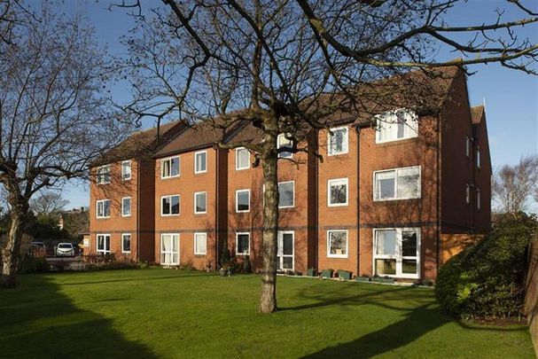 1 bedroom retirement property to rent - Photo 1