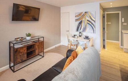 1 bedroom serviced apartment to rent - Photo 5