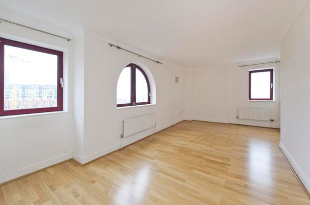 Sailmakers Court, William Morris Way, Chelsea Embankment, London, SW6 - Photo 1