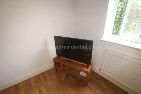 Exeter Road, Birmingham. First Floor Four Bedroom Purpose Built Flat, B29 - Photo 3