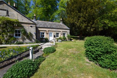 2, Hutchinson Terrace, Romaldkirk, Barnard Castle, County Durham, DL12 9EF - Photo 2