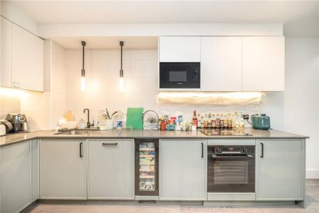 3 bedroom apartment to rent - Photo 5