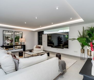 Valle Romano, Estepona West, Estepona, Andalusia 29680 - Photo 6