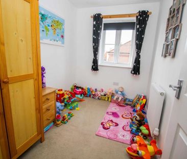3 bedroom terraced house to rent - Photo 4