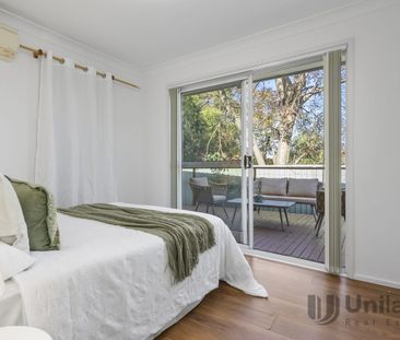 Spacious 5 bedroom + study Family Home with Multiple Living Areas, ... - Photo 4