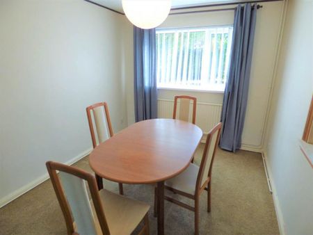 3 bedroom house to rent - Photo 2