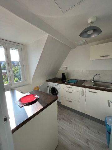 Location Appartement 1 pièce 25m² - Photo 3