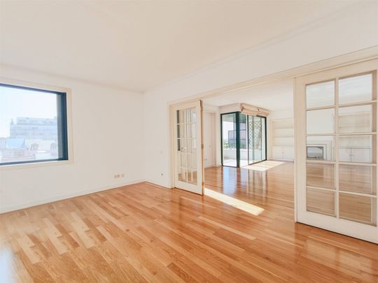 Apartamento T5 - Photo 1