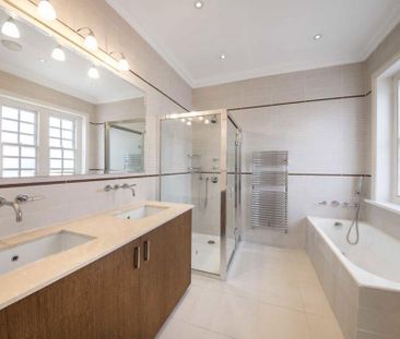 4 bedroom flat to rent - Photo 5