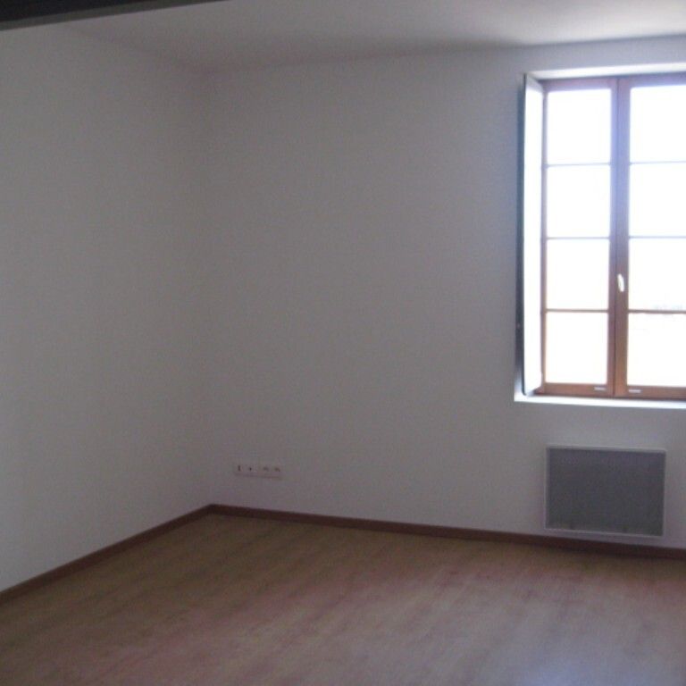 Location Appartement 1 pièce 46m² NARBONNE 11100 - Photo 1