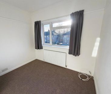 2 bedroom maisonette to rent - Photo 4