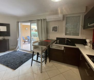 Appartement T3/4, terrasse, garage: loué meublé - Photo 5