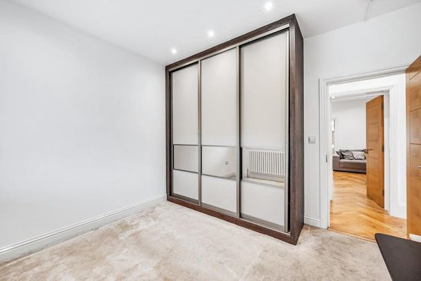 3 bedroom flat to rent - Photo 1