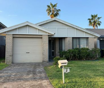 Spacious Family Home in a Quiet and Convenient Location - Photo 4