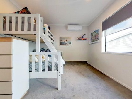 Modern Townhouse in Silverdale - Photo 5