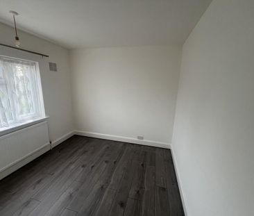 3 bedroom apartment to rent - Photo 4