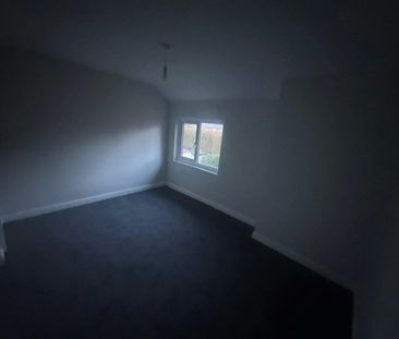 End of terrace house to rent on - Photo 3