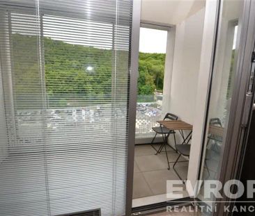 Pronájem bytu 1+kk /+lodžie, sklep, Praha 5, Smíchov - Photo 6