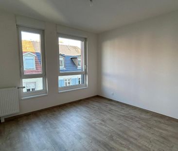 Location Appartement 3 pièces 62m² MULHOUSE 68200 - Photo 3