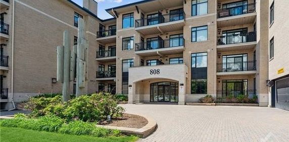 Beautiful Condo in the Glebe close to Dow's Lake! - Photo 2