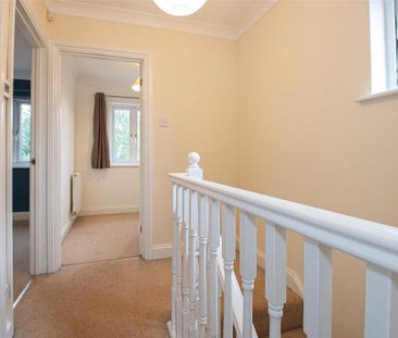 3 bedroom semi-detached house to rent - Photo 2