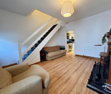 31 Glenvarlock Street, Belfast, BT5 5GS - Photo 3