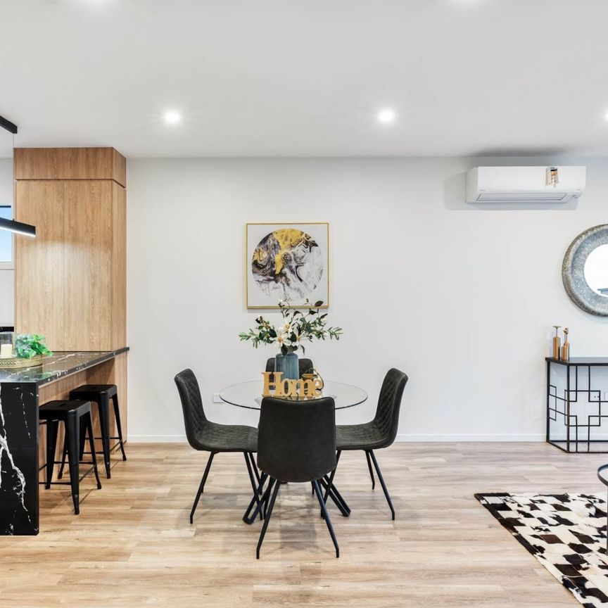 Exceptionally designed home at Takapuna - Photo 1