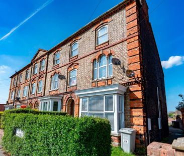 3 bedroom flat to rent - Photo 2