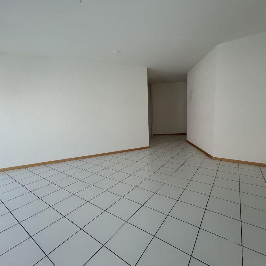 AU COEUR DE LA VILLE ! APPARTEMENT DE 4.5 PIECES MANSARDÉ - Photo 1