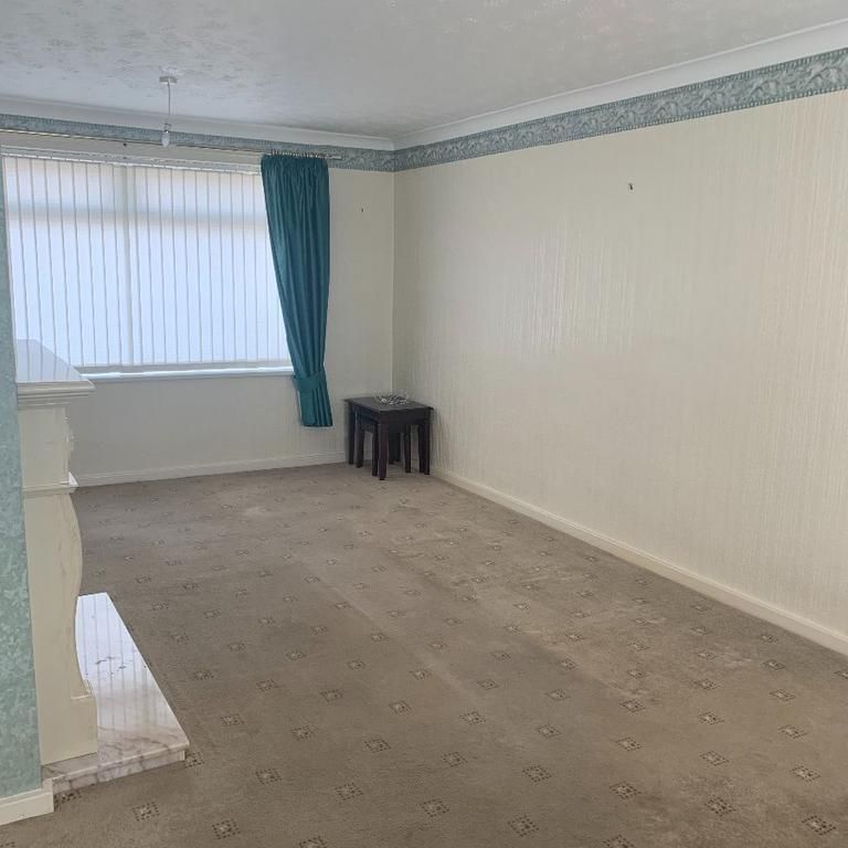 2 bedroom semi-detached house to rent - Photo 1