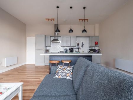 2 bedroom apartment to rent - Photo 2