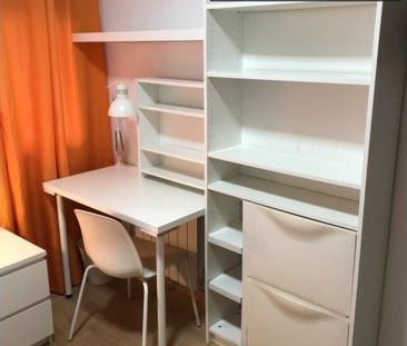 madrid, Community of Madrid 28025 - Photo 1