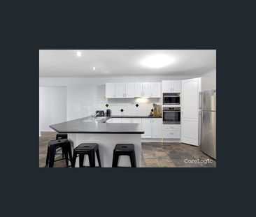 Room 3 & 4 8 Connemara Rd, Gaven, Qld 4211 - Photo 2