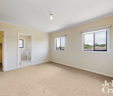 1/24 Catherine Avenue, Mount Waverley - Photo 3